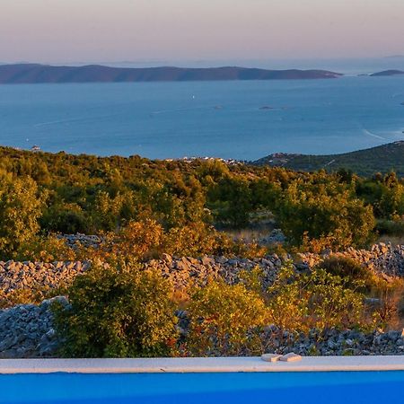 Villa Zlatno Sunce In The Hills Near Trogir Vrsine Eksteriør bilde